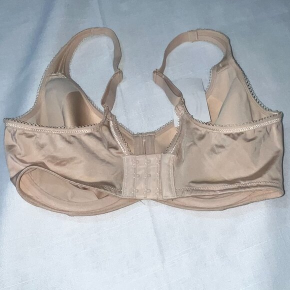 Wacoal Basic Beauty Spacer Underwire T-Shirt Bra in Sand Size 34DD - Picture 7 of 9